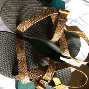 Chacos - Patterned Z cloud sandal